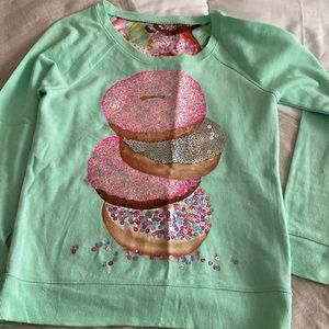 Why not follow your dreams? A super cute sweatshirt by Justice! 🍩